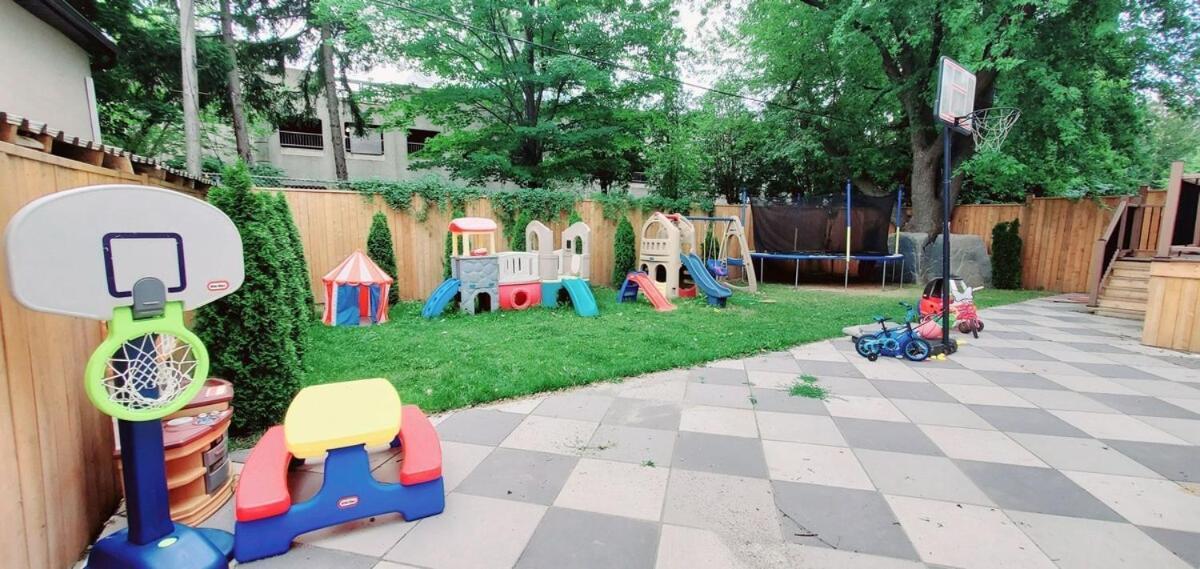Executive Room In Toronto Next To Yorkdale Shopping Centre المظهر الخارجي الصورة