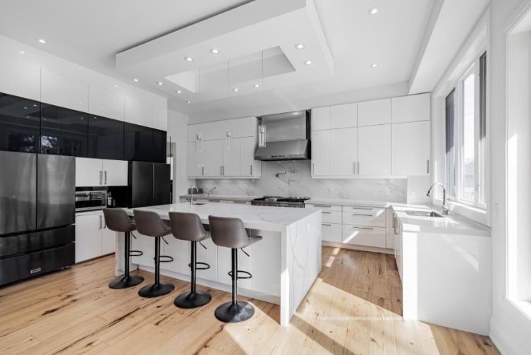 Executive Room In Toronto Next To Yorkdale Shopping Centre المظهر الخارجي الصورة